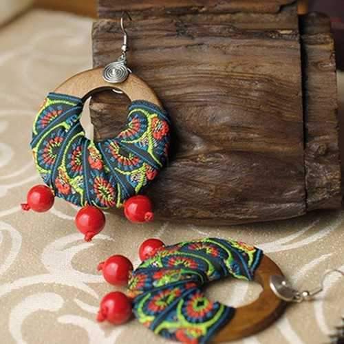 Ethnic Style Women Jewelry Handmade Statement Retro Wood Hoop and Beads Pendant Earrings